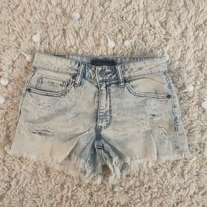 Aeropostale jean shorts. Size 2. Light blue & white mix. Perfect for summer!
